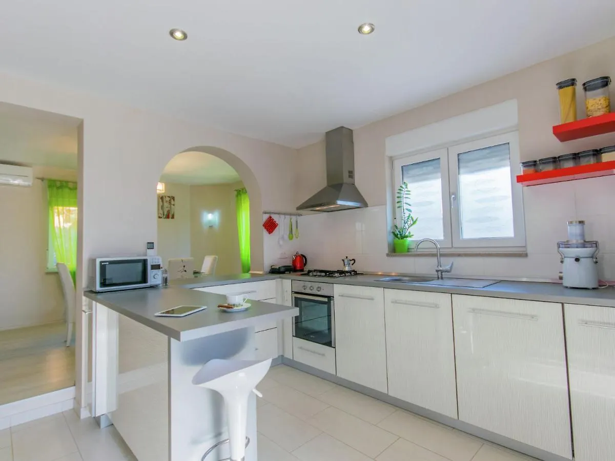 Comfortable Villa In Pola 0*,  Croazia